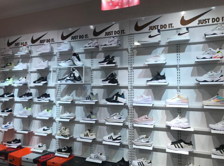 鍗楁槍鍞亣绐濈偣,鍗楁槍涓北璺崠鍋囪揣琚姄鏂伴椈