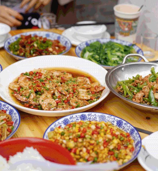 问了21个人，他们为什么N刷长沙