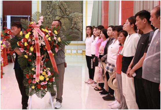 青年之家揭牌凝聚青春力量,凝聚青春力量服务乡村振兴