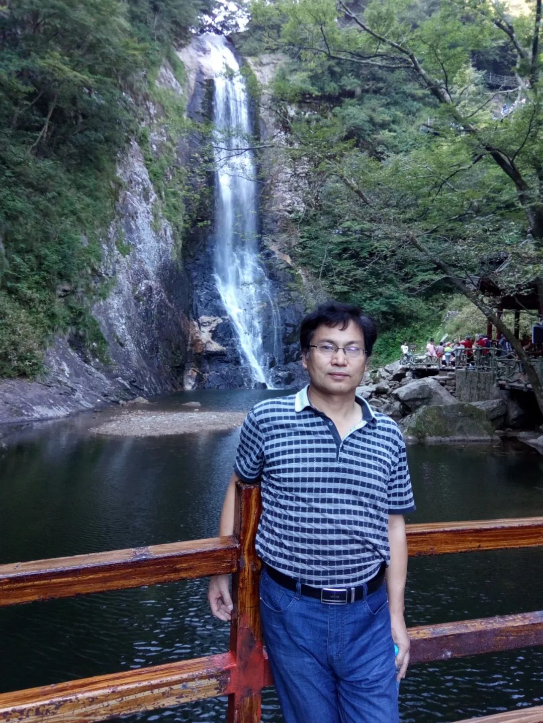 潘志远的散文诗,潘志远完整视频