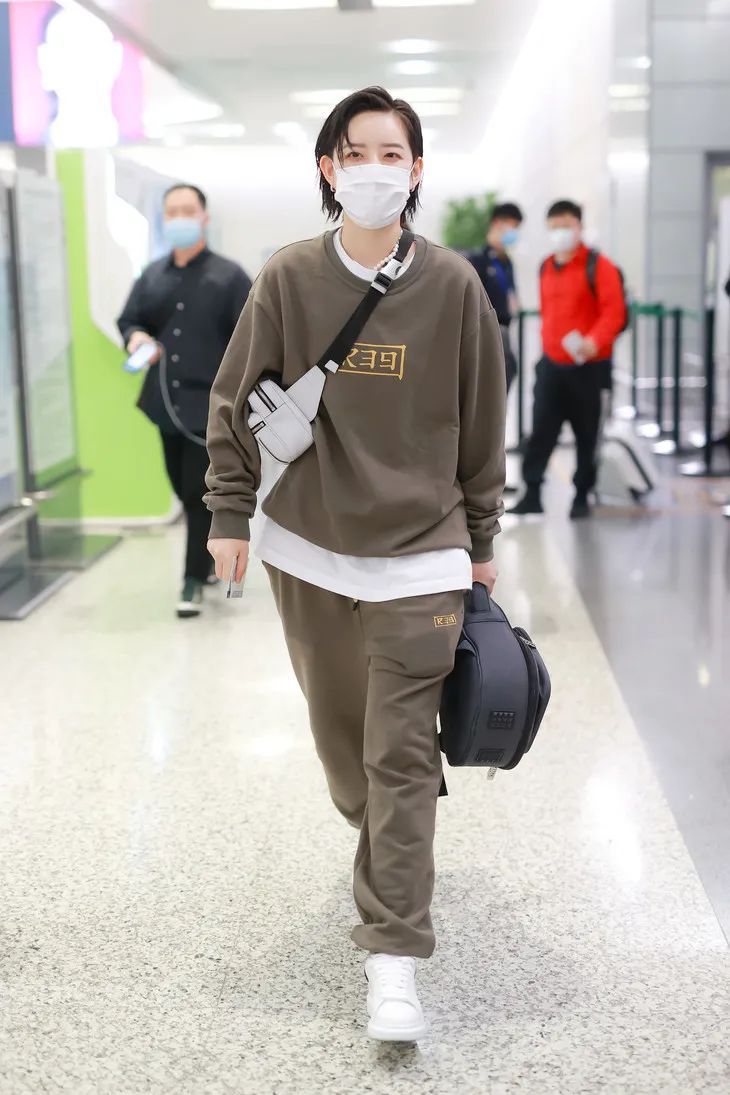 陈乔恩王子变青蛙短发,王子变青蛙陈乔恩试礼服