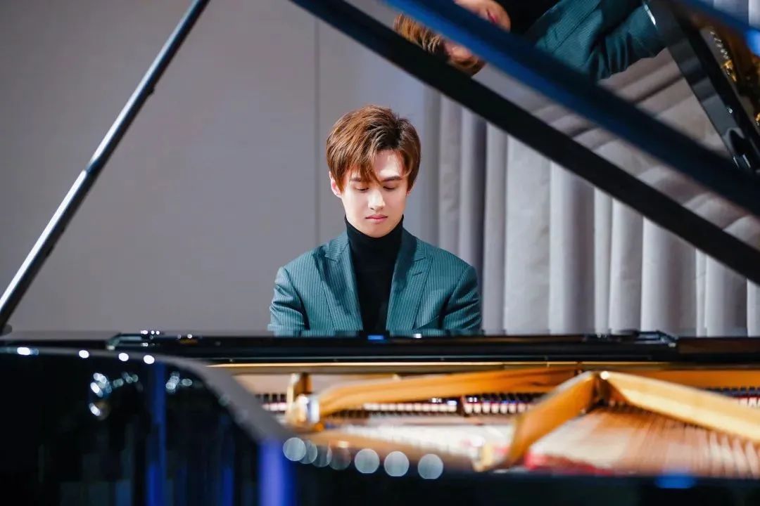 送票|亦闻亦乐，亦中亦西，两场独奏音乐会开启时空浪漫之旅