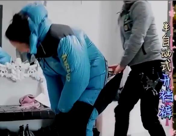 审美已被同化了,章子怡汪峰同框照