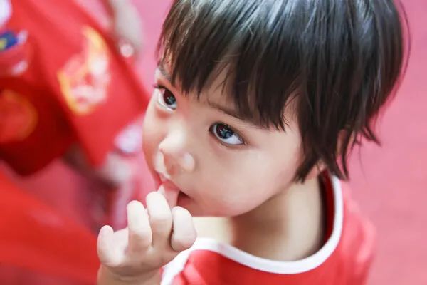 7岁小孩睡觉鼻塞呼吸困难打呼噜,鼻塞常年不好