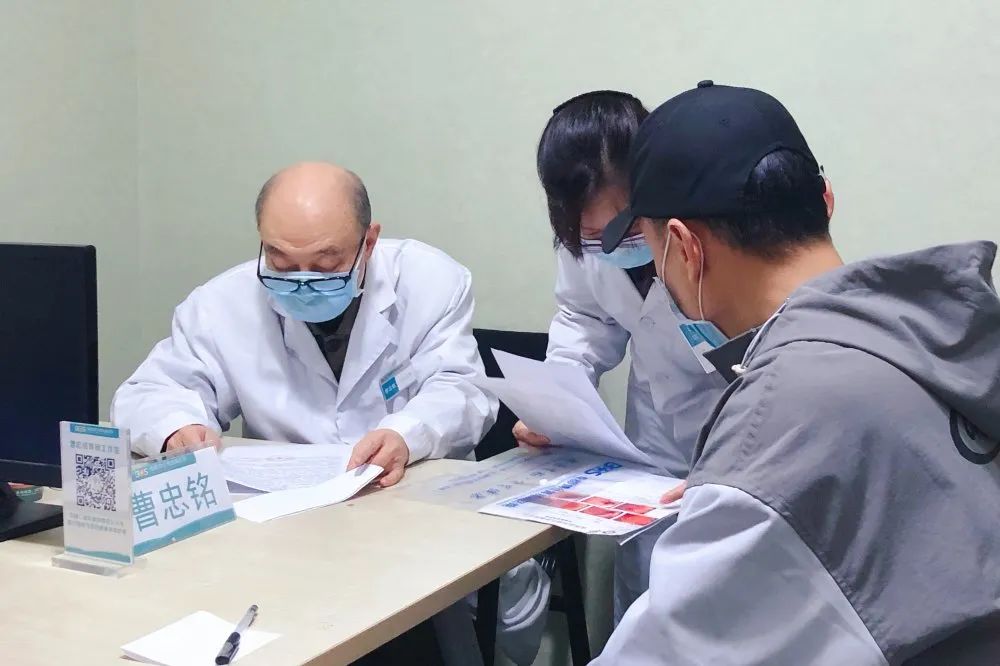 胃病专家坐诊,胃病专家在线免费咨询