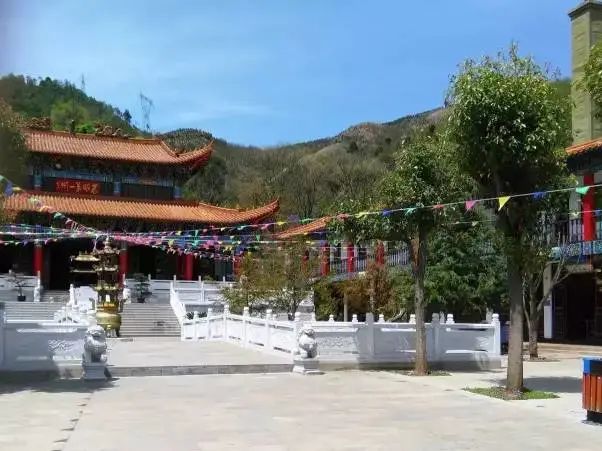 昆明嵩明玩的地方,潮玩派对昆明店