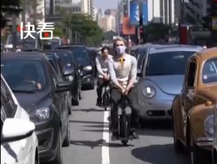 巴西男子造出时光机器,男子打造哈利波特飞天扫帚