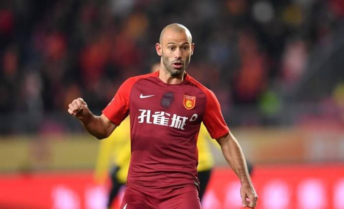 从此江湖只剩小马哥的传说，三个关键词总结马斯切拉诺的职业生涯