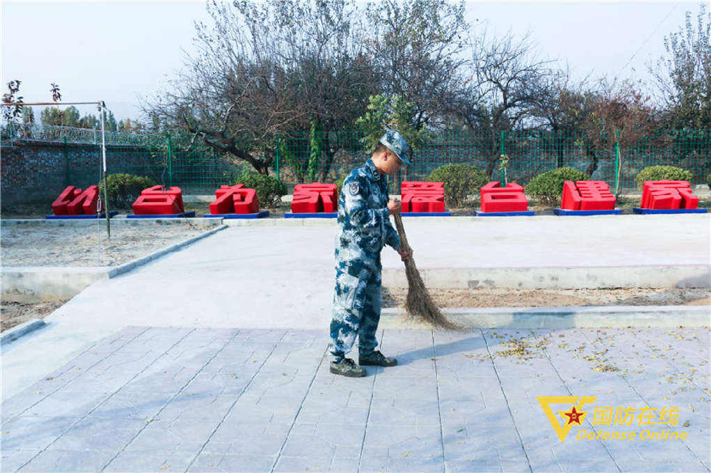 一房三人三餐四季幸福生活,一房三人三餐四季的句子