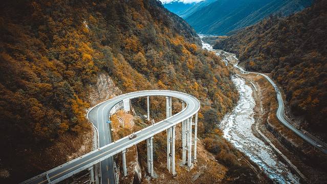 以山川为歌，奔赴一场和远方的约会