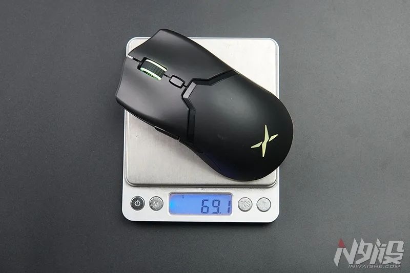 多彩m800无线鼠标拆解,多彩m800pro鼠标测评