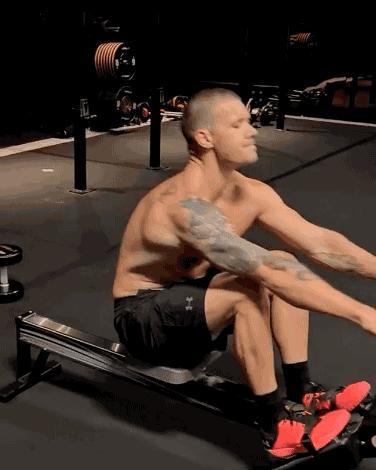 还在用洗面奶、磨砂膏？这款肌肤吸尘器，天然去角质，深度清洁毛孔，用完后整张脸都透气了