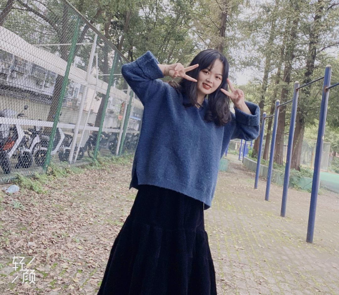 向优秀看齐向榜样靠拢,向优秀的前辈们看齐