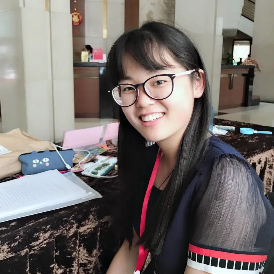 向优秀看齐向榜样靠拢,向优秀的前辈们看齐