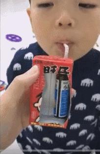 发现孩子误服药物应该如何处理,小孩误服药物后抢救过程