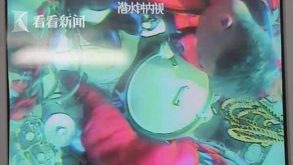 下潜深度屡屡破纪录,海军潜水员援潜救生演练事件