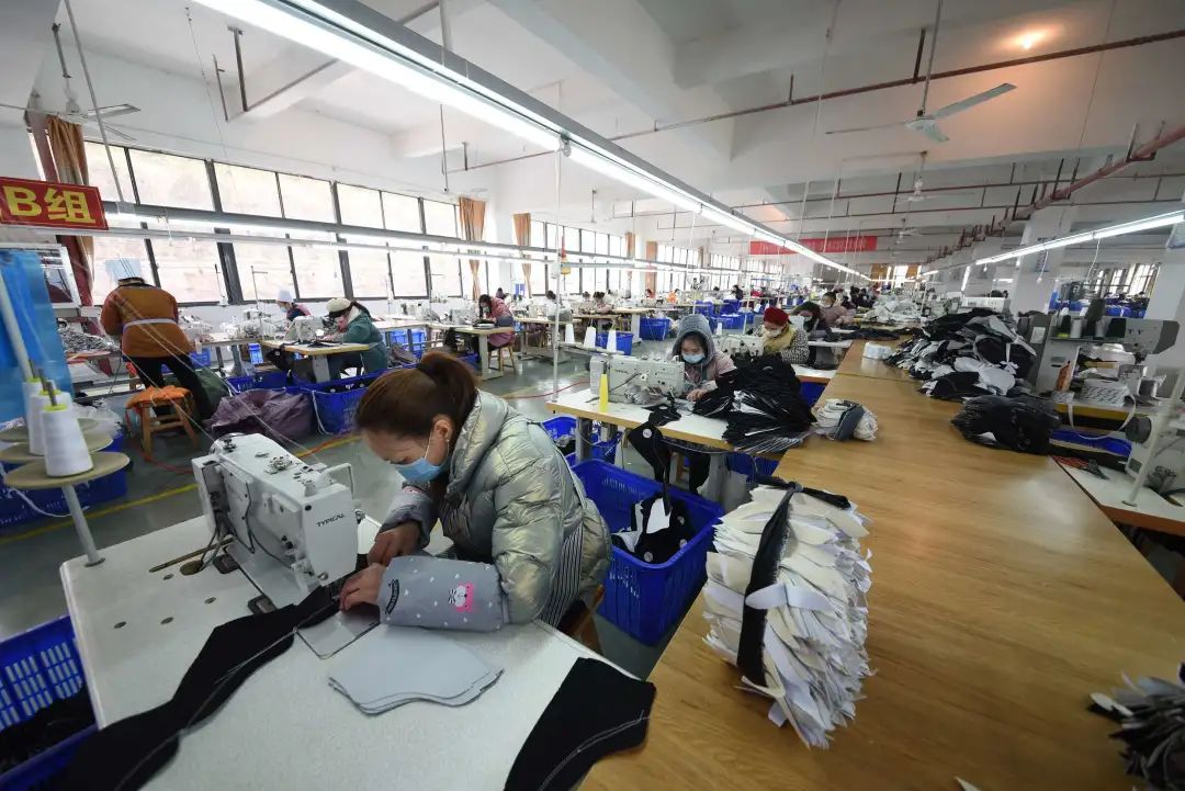 这些*款贷**可以延续、这些商品明年要降关税……民生大事件件重要！