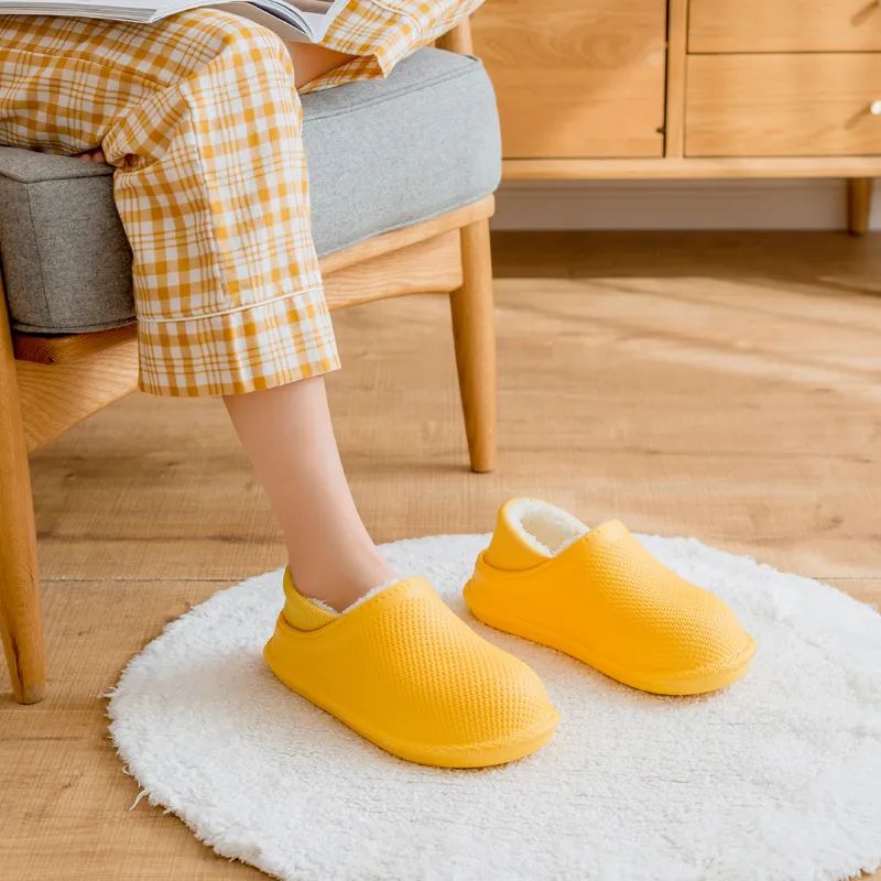 穿着舒服加绒防雨鞋,冬季慵懒风鞋防水