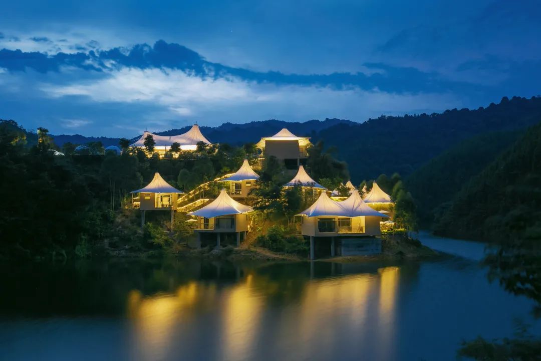 关注贫困山区振兴农村经济,关注旅游扶贫新进展