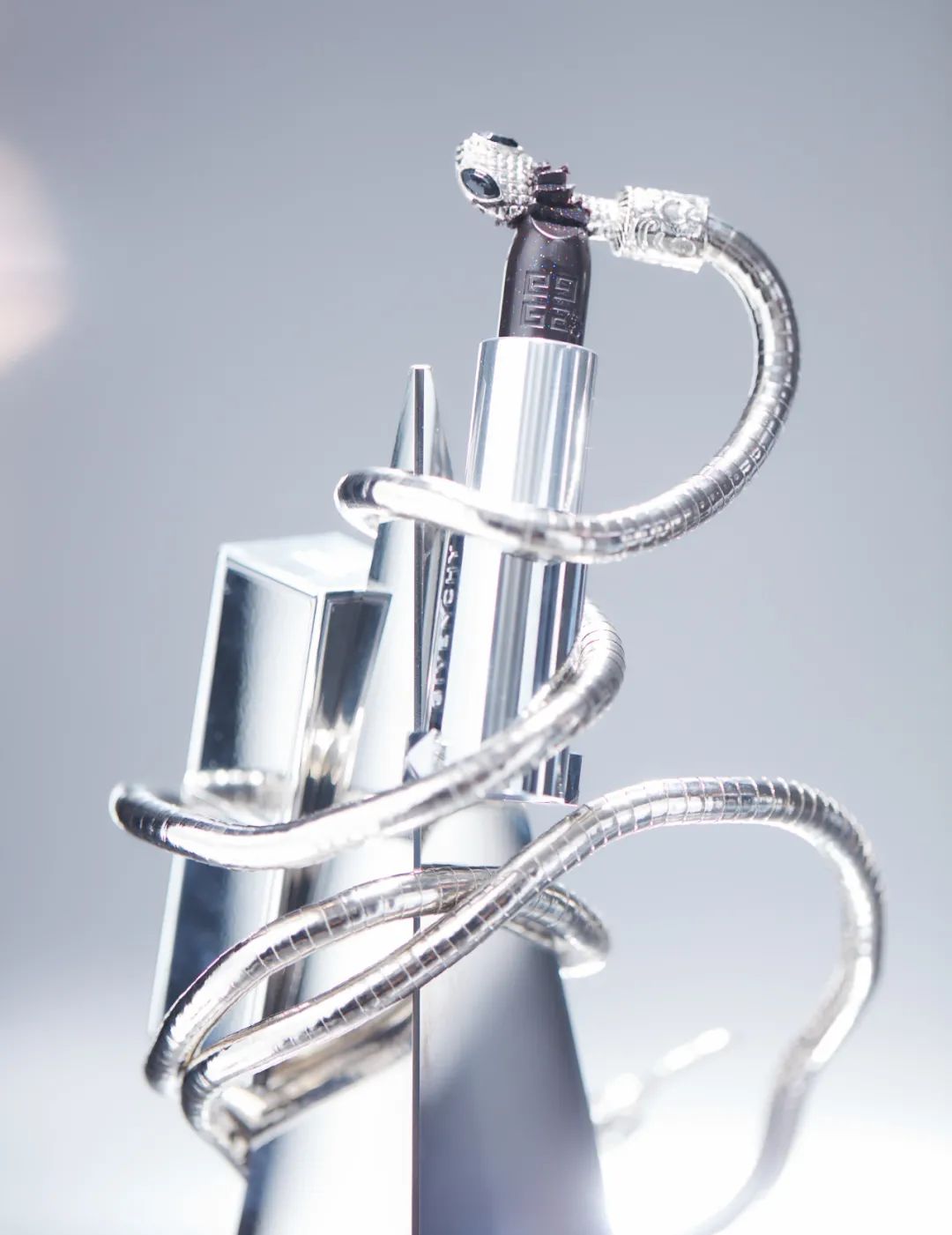 新反派美妆配方EVILBEAUTYMAKEUP