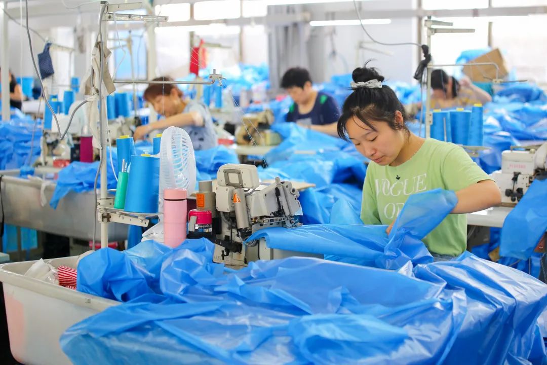 国家规定禁止水电气暖乱收费,全国水电气暖违规收费视频