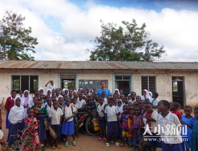 烟台摩托车环游,烟台小伙骑行三万里