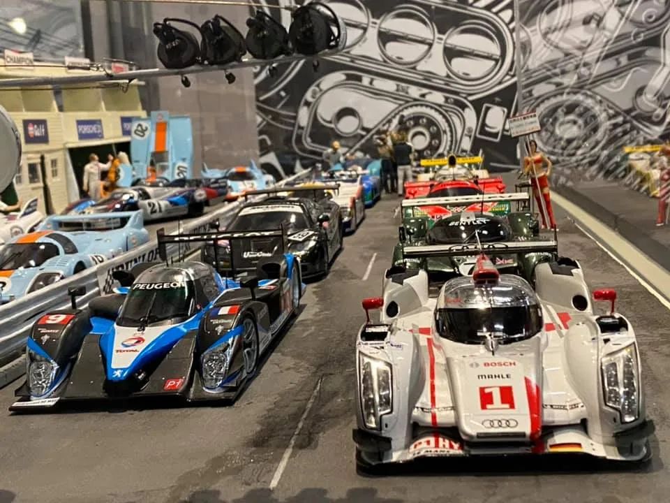 顶级1:18限量版车模,全球第一汽车收藏家