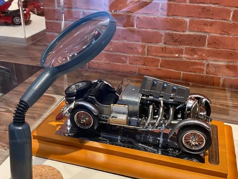 顶级1:18限量版车模,全球第一汽车收藏家