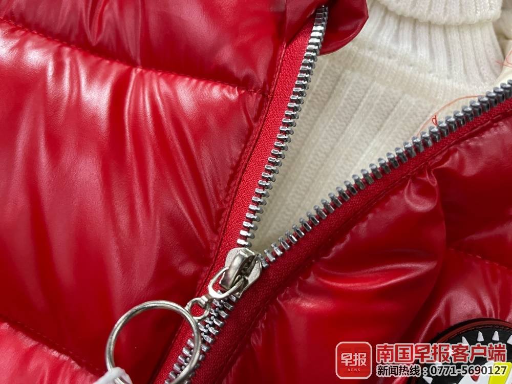 南宁市场上童装安全隐患不少，专家建议：选购童装要“一看二闻三摸”