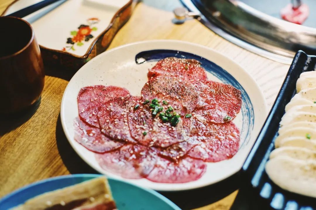 上海松江足球公园,篮球场绿茵场