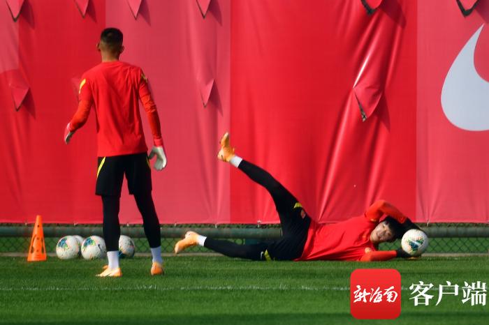 中国男足海口集训费用多少,中国男足国家队集训视频