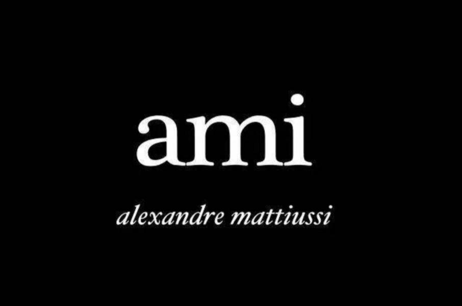 瑞幸0元招加盟商；大润发收购盒小马剩余股权；上海茑屋书店二店落前滩太古里