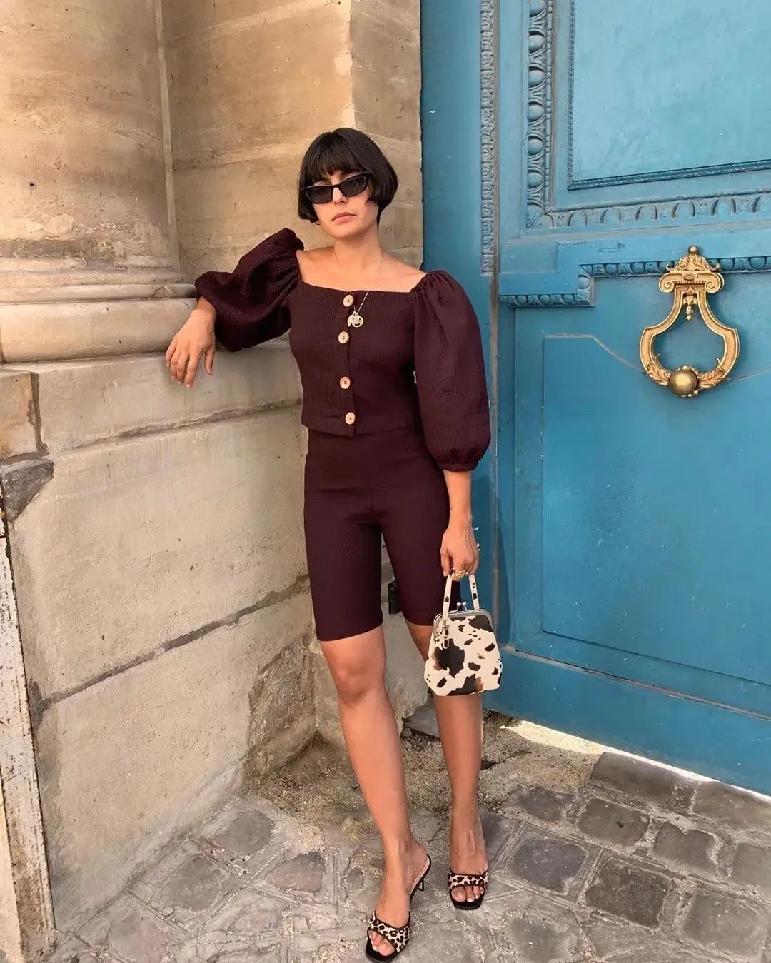 看泫雅的搭配,周冬雨泫雅撞衫