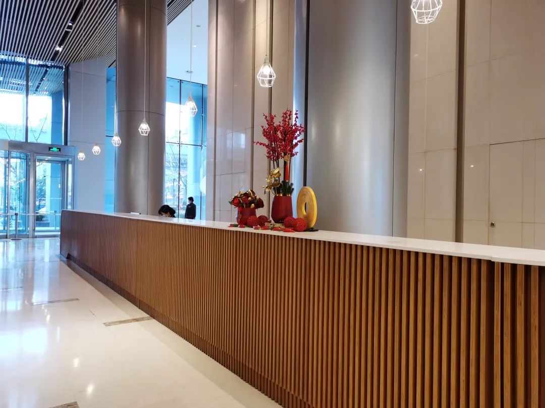 新春新妆显贵显质感的日常妆容,新春氛围办公楼