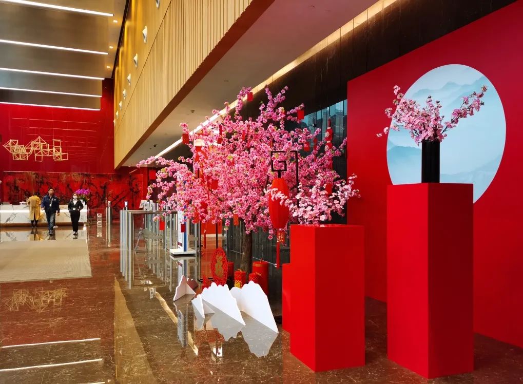 新春新妆显贵显质感的日常妆容,新春氛围办公楼