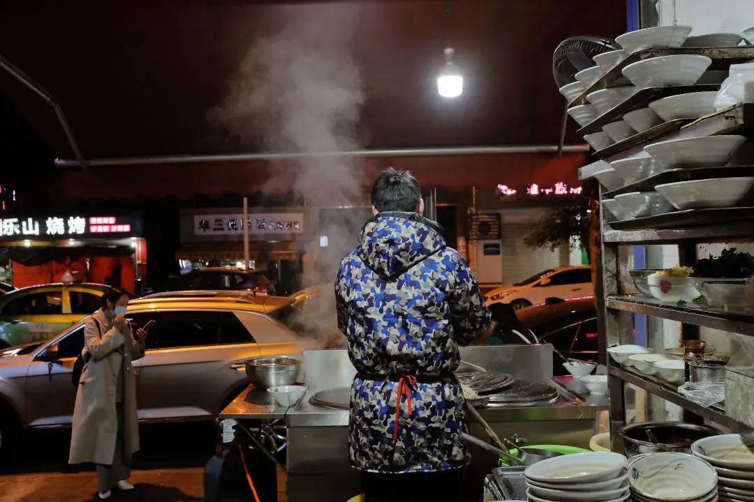 满地都是30年老店，温江真是太吓人了