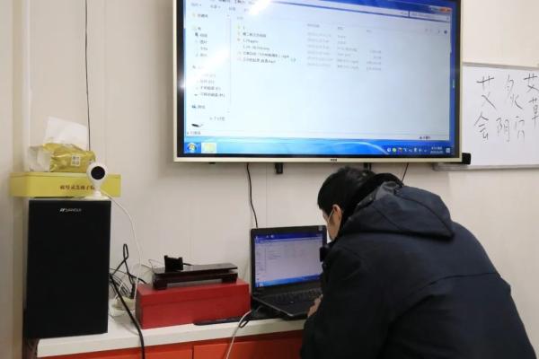 卖保健鞋骗局,老年人讲座卖的保健品是真的吗