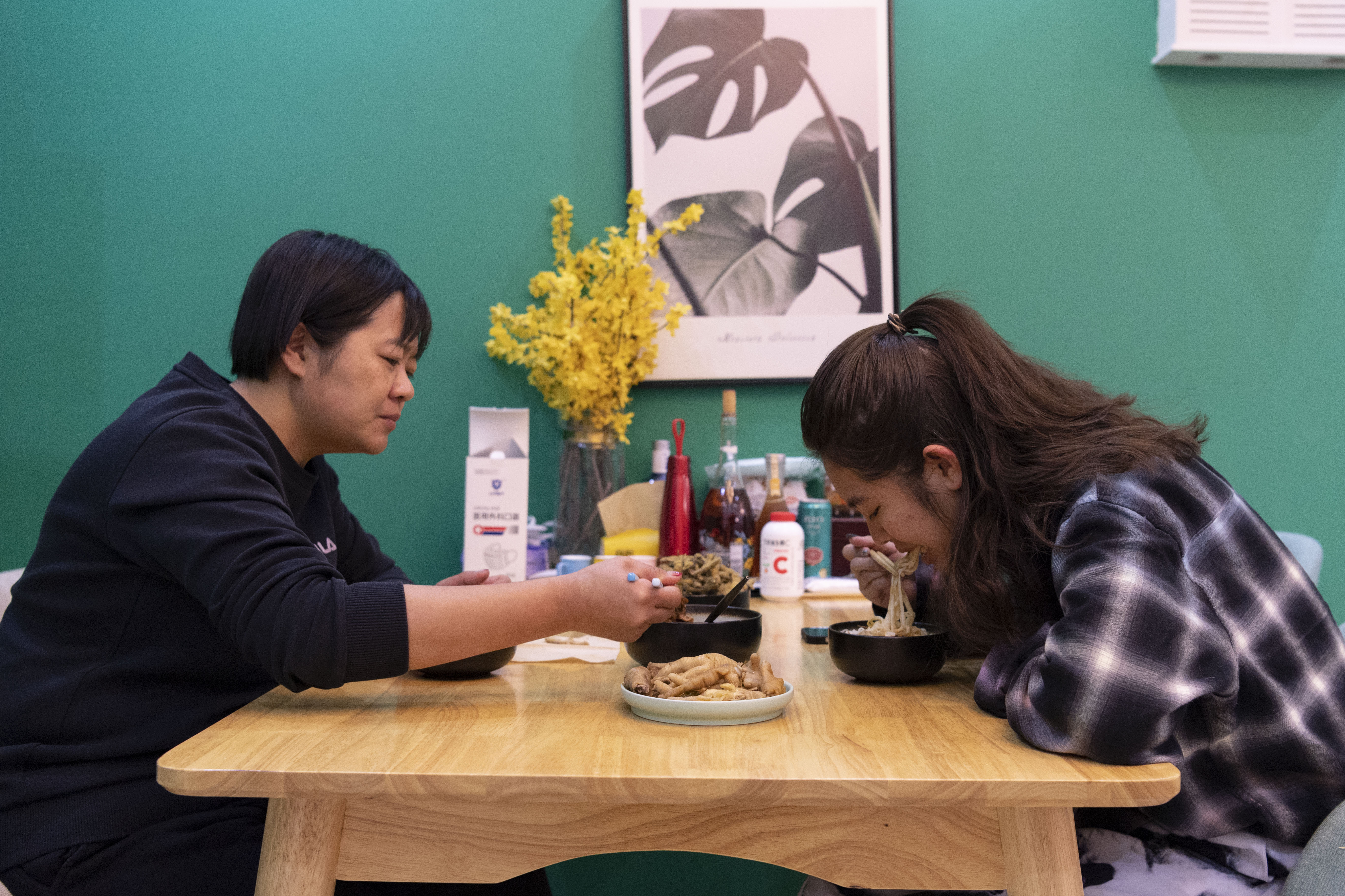 我们是夫妻也是战友,我们是同事亦是战友