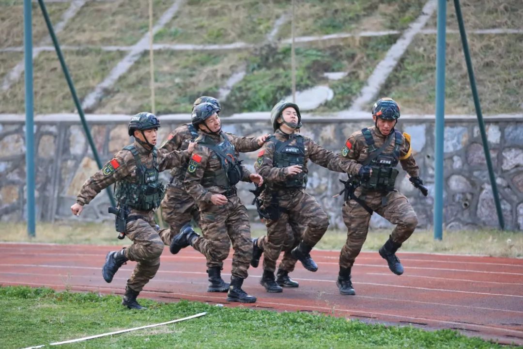 小苏电台｜心中始终有红旗