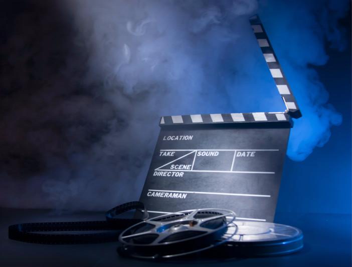 用爱发电用心诈骗,人人影视被查业内人士爆料