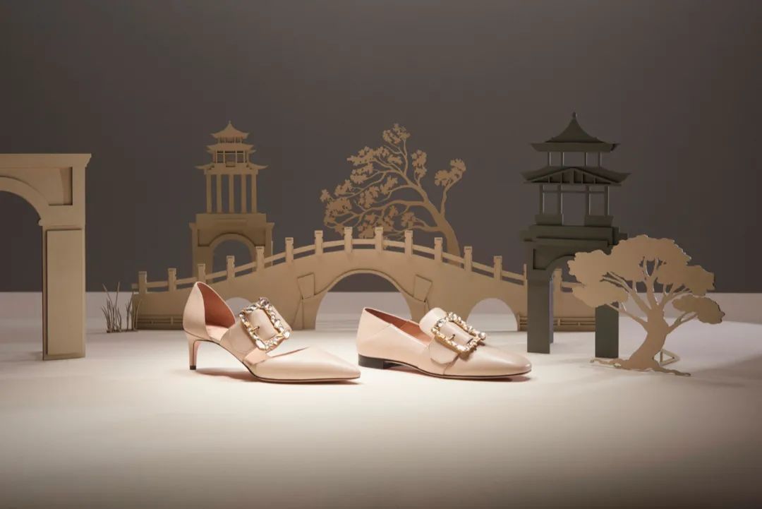 做一只快乐的小猪,做一只快乐的小熊软糖吧