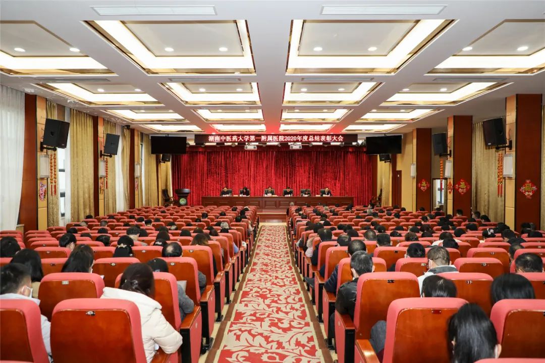 坚守初心使命勇担责任,坚守初心勇担使命简短