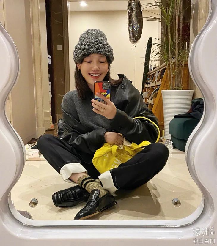 白百何坎肩卫衣,白百何ootd穿搭