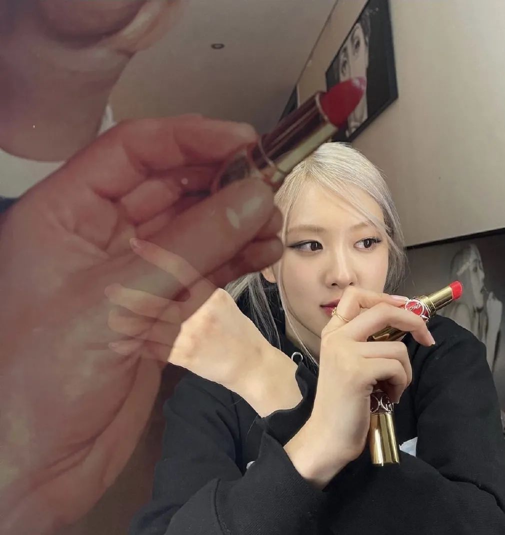 白百何坎肩卫衣,白百何ootd穿搭