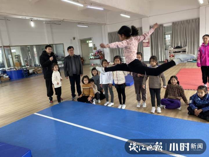 新春走基层|小学校长给训练馆的运动员讲故事，梦想着从山里走出孙兴慜