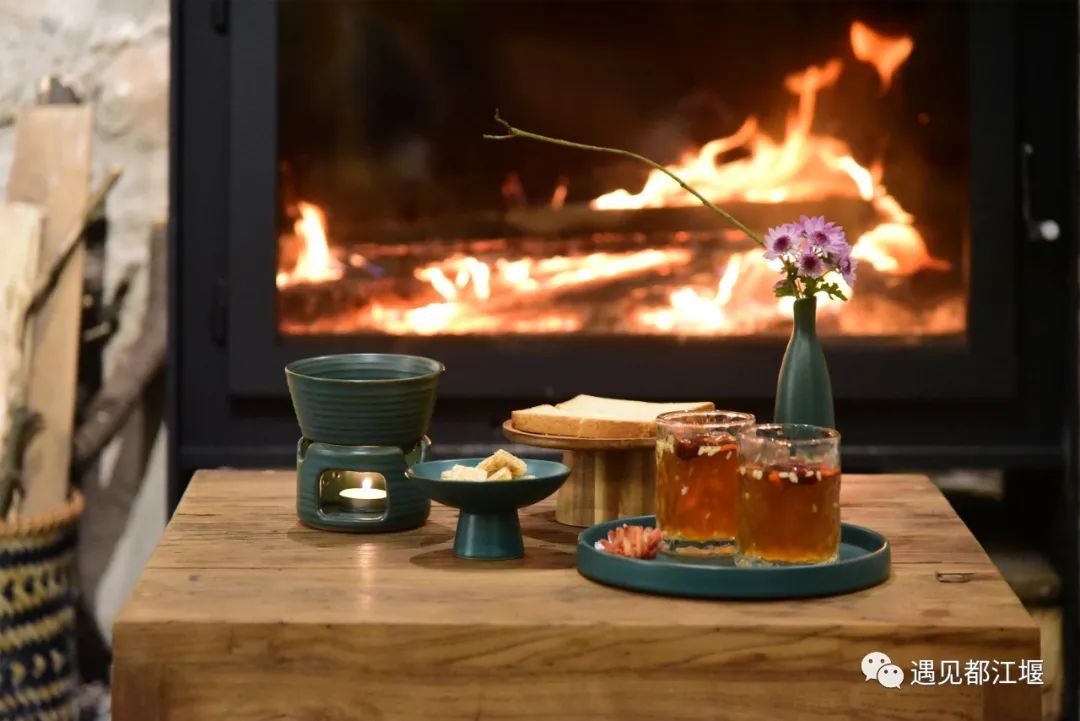 青城山开了家很网红的民宿,民宿探店成都