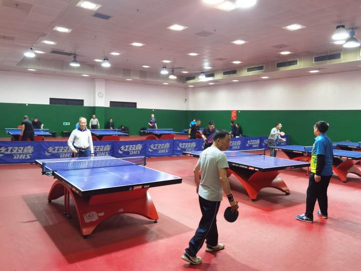 满了，全满了！大年初四，杭州市中心这里人气爆棚