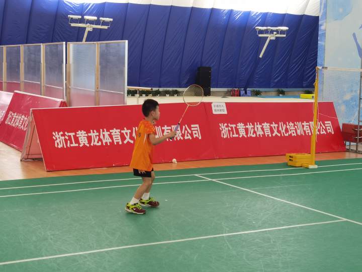 满了，全满了！大年初四，杭州市中心这里人气爆棚