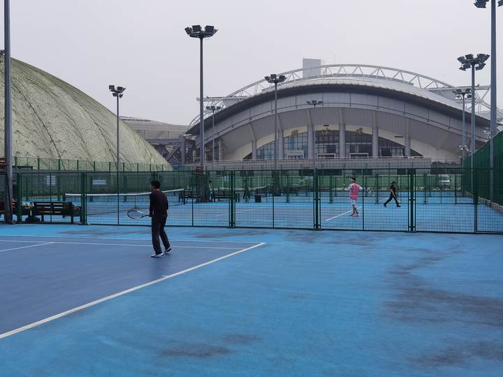 满了，全满了！大年初四，杭州市中心这里人气爆棚