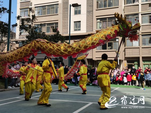 做汤圆传统手艺,做花灯迎元宵节